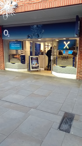 O2 Shop Colchester - Cell phone store