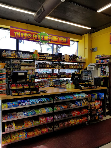 Liquor Store «Gold Crown Liquors Store», reviews and photos, 3425 N Clark St, Chicago, IL 60657, USA