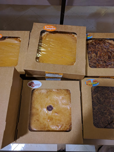 Shopping Mall «Lionville Shopping Center», reviews and photos, 168 Eagleview Blvd, Exton, PA 19341, USA