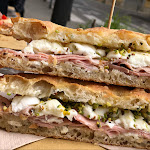 Photo n°1 de l'avis de valerio.a fait le 24/10/2022 à 13:37 sur le  La Pinseria 55045 à Pietrasanta