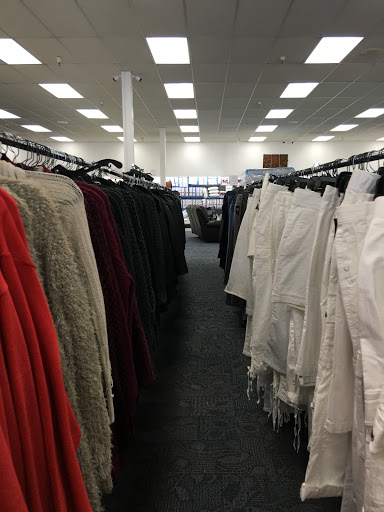 Discount Store «Eagle Bargain Outlet», reviews and photos, 14365 SW Pacific Hwy, Tigard, OR 97224, USA