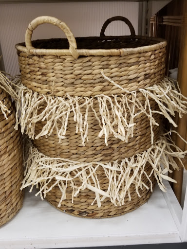 Shopping Mall «Vacaville Commons Shopping Center», reviews and photos, 2098 Harbison Dr, Vacaville, CA 95687, USA