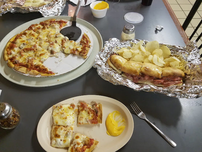 #11 best pizza place in Evansville - Parkway Pizza