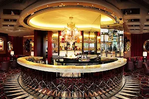 La Vie Champagne Lounge image