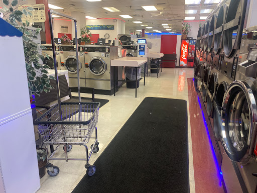 Laundromat «Family Laundromat», reviews and photos, 1107 West Chester Pike, West Chester, PA 19380, USA