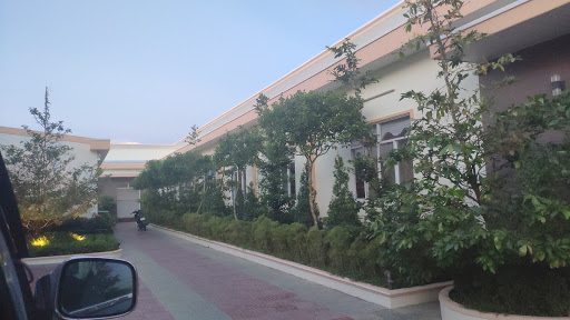 Nhà nghỉ Hoàng Gia