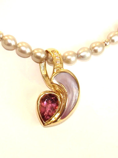 Jewelry Store «All That Glitters», reviews and photos, 2616 W Colorado Ave #18, Colorado Springs, CO 80904, USA