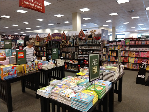 Book Store «Barnes & Noble», reviews and photos, 4414 SW College Rd, Ocala, FL 34474, USA