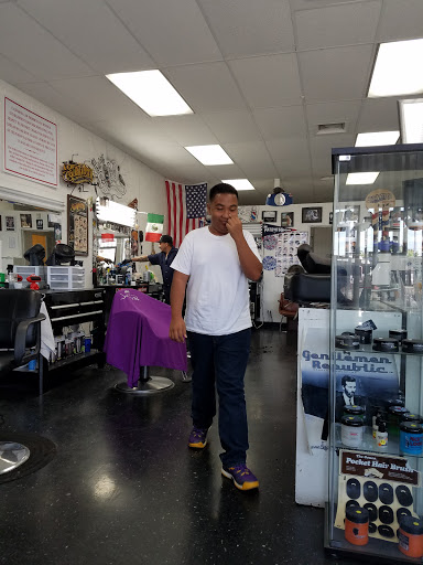 Barber Shop «Upper Cuts Barber Shop», reviews and photos, 5348 Arlington Ave, Riverside, CA 92504, USA