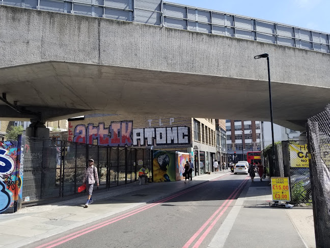 Holywell Lane Car Park - MYCARPARKS - Parking garage