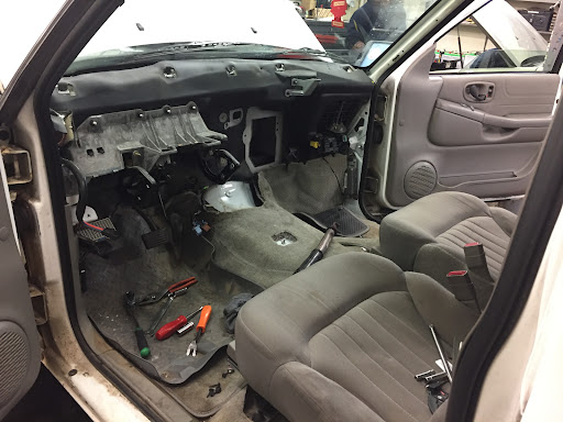 Auto Repair Shop «Canton Auto Repair», reviews and photos, 3628 Cleveland Ave NW, Canton, OH 44709, USA