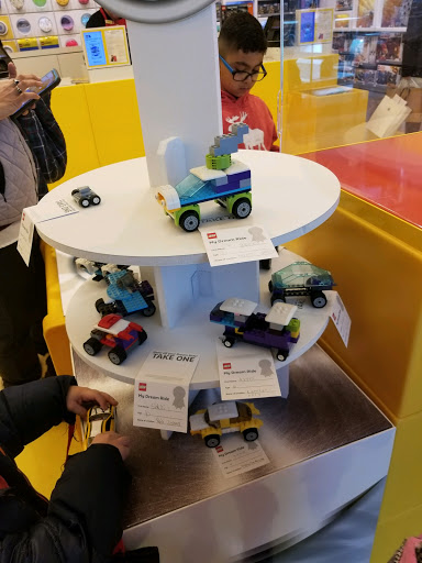 Toy Store «The LEGO Store», reviews and photos, 2500 N Mayfair Rd, Wauwatosa, WI 53226, USA