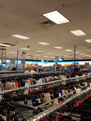 Clothing Store «Ross Dress for Less», reviews and photos, 4646 S Cooper St, Arlington, TX 76017, USA
