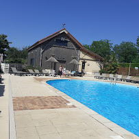 Extérieur du Restaurant Domaine de Fromengal - Camping 5 étoiles Dordogne à Le Buisson-de-Cadouin - n°14