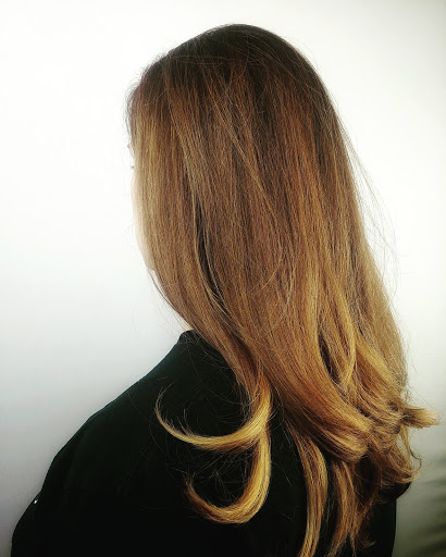 Hair Salon «Cathedral Park Salon», reviews and photos, Cathedral Park Salon, 7227 N Philadelphia Ave #103, Portland, OR 97203, USA