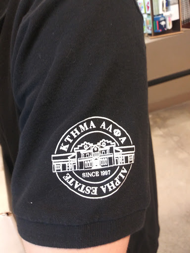 Liquor Store «Bottles Beverage Superstore», reviews and photos, 610 Coleman Blvd, Mt Pleasant, SC 29464, USA