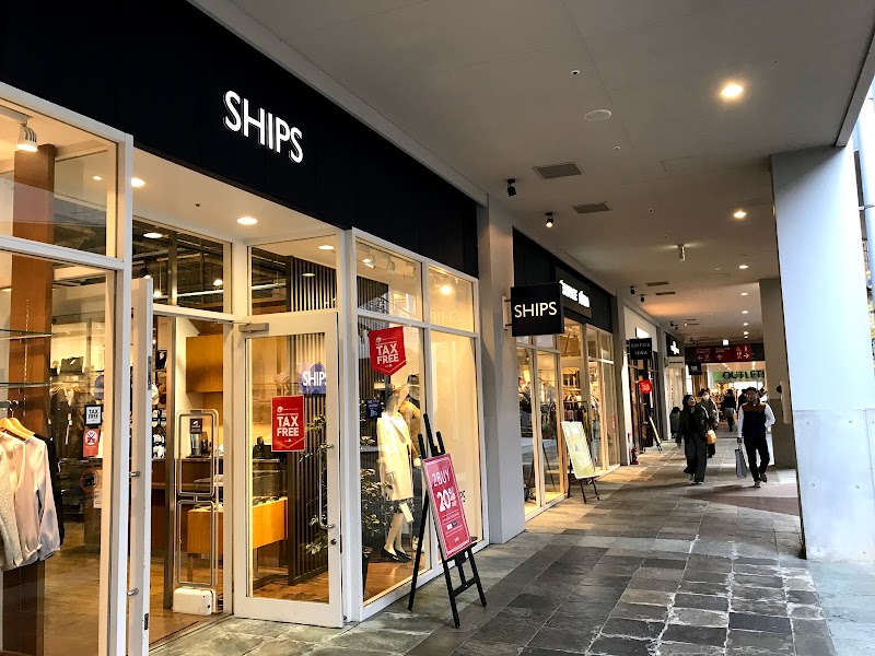 SHIPS OUTLET 福岡店