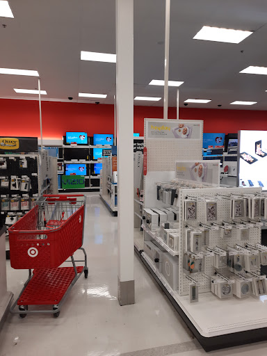 Department Store «Target», reviews and photos, 1717 Olentangy River Rd, Columbus, OH 43212, USA
