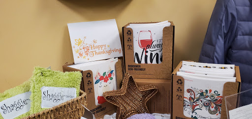 Clothing Store «Passion For Fashion», reviews and photos, 12767 Chillicothe Rd, Chesterland, OH 44026, USA