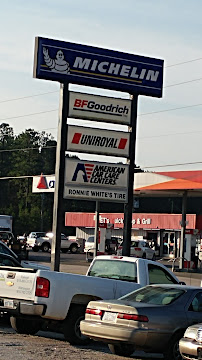 Ronnie White's Towing and Tire - Photo 9 - Car repair in Youngsville, NC, Raleigh