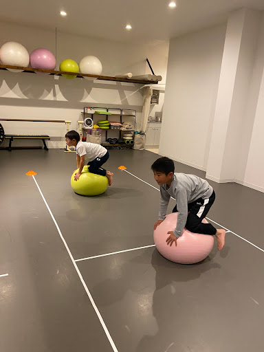 ダンススクール Studio Avis