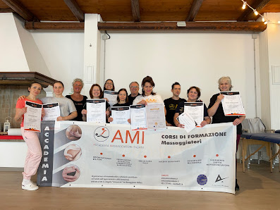AMI-Accademia dei Massaggiatori Italiani Via Udine, 46, 33097 Spilimbergo PN, Italia