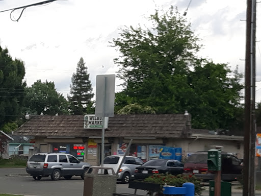 Grocery Store «Wilbur Market», reviews and photos, 201 Wilbur Ave, Yuba City, CA 95991, USA