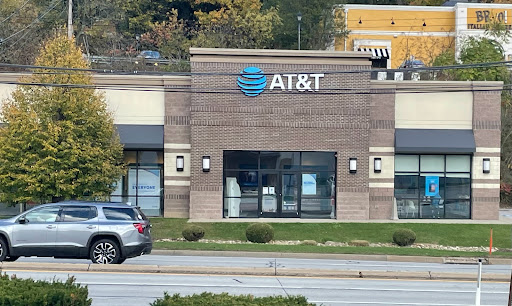 Cell Phone Store «AT&T», reviews and photos, 4900 McKnight Rd, Pittsburgh, PA 15237, USA