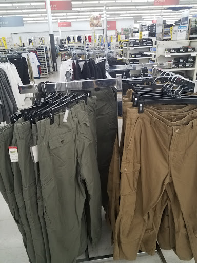 Discount Store «Kmart», reviews and photos, 2000 E 10 Mile Rd, Warren, MI 48091, USA