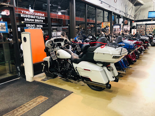 Motorcycle Dealer «Harley-Davidson of Nassau County», reviews and photos, 2428 Sunrise Hwy, Bellmore, NY 11710, USA