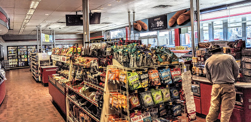 Gas Station «QuikTrip», reviews and photos, 5055 Roe Blvd, Roeland Park, KS 66205, USA