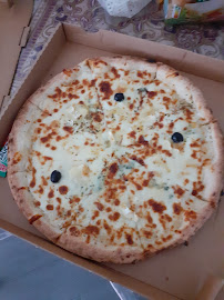 Plats et boissons du Pizzeria Eden Pizza Juvignac - n°5