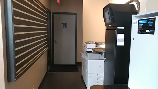 Infiniti Dealer «Plaza Infiniti», reviews and photos, 755 N New Ballas Rd, Creve Coeur, MO 63141, USA