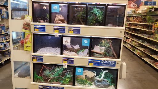 Pet Supply Store «PetSmart», reviews and photos, 1734 Old Fort Pkwy, Murfreesboro, TN 37129, USA