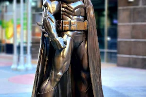 Batman: Hush Statue image
