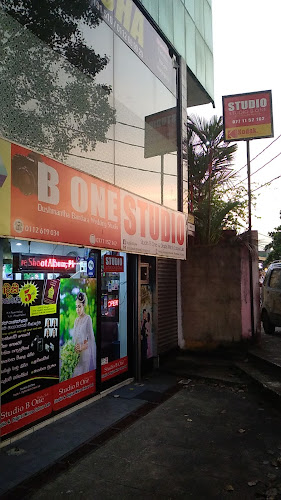 Studio B One Öffnungszeiten
