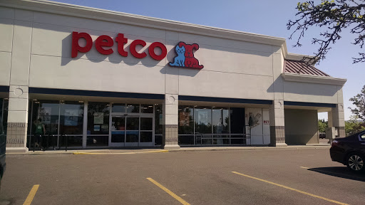 Pet Supply Store «Petco Animal Supplies», reviews and photos, 18200 NW Evergreen Pkwy, Beaverton, OR 97006, USA