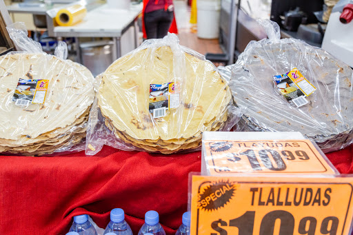 Grocery Store «Lucky 7 Supermarket», reviews and photos, 1675 Tully Rd, San Jose, CA 95122, USA