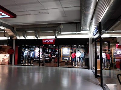 Levi's® Factory Outlet L'île Saint Denis à L'Île-Saint-Denis