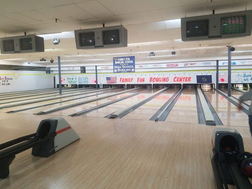Bowling Alley «Family Fun Bowling Center», reviews and photos, 15 Hildreth St, Bangor, ME 04401, USA