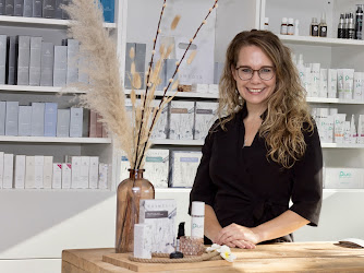 Elina's Salon schoonheidssalon Heerenveen