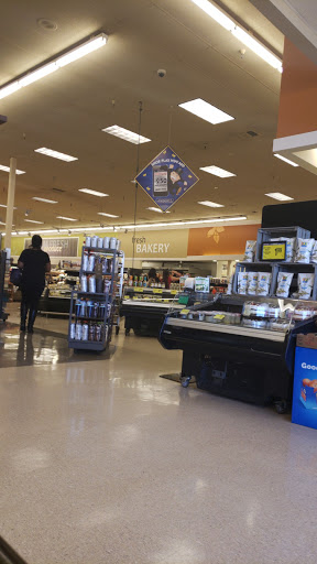 Grocery Store «Albertsons», reviews and photos, 11012 Canyon Rd E, Puyallup, WA 98373, USA