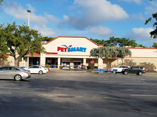 Pet Supply Store «PetSmart», reviews and photos, 4101 Oakwood Blvd, Hollywood, FL 33020, USA