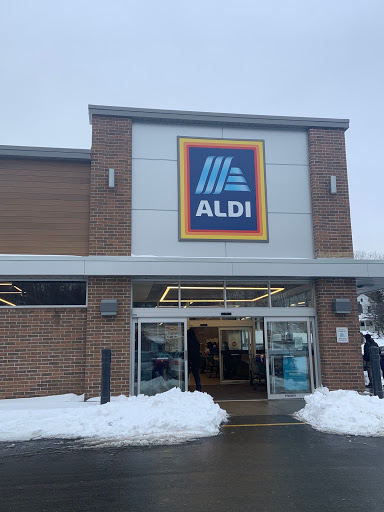 Supermarket «ALDI», reviews and photos, 62 Chase Ave, Waterbury, CT 06704, USA