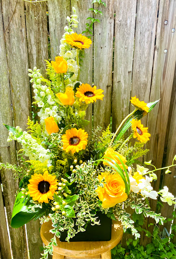 Florist «Moates Florist», reviews and photos, 5034 N Nebraska Ave, Tampa, FL 33603, USA