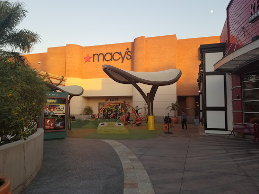 Shopping Mall «Westfield Santa Anita», reviews and photos, 400 S Baldwin Ave, Arcadia, CA 91007, USA