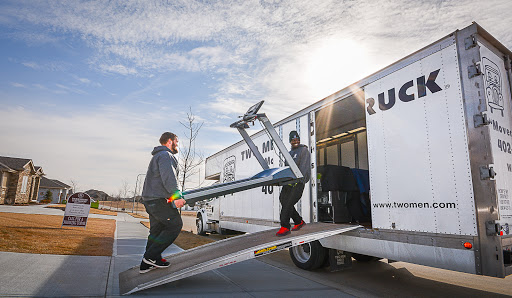 Moving and Storage Service «Two Men and a Truck», reviews and photos, 6702 L St, Omaha, NE 68117, USA