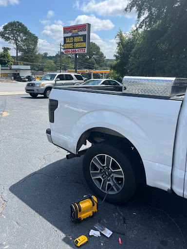 Used Car Dealer «Right Cars», reviews and photos, 2626 Shallowford Rd, Atlanta, GA 30345, USA