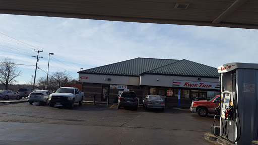 Convenience Store «Kwik Trip #411», reviews and photos, 1605 Annapolis Ln N, Minneapolis, MN 55441, USA