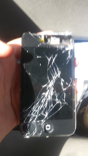 Electronics Repair Shop «uBreakiFix», reviews and photos, 18822 Stone Oak Pkwy #102, San Antonio, TX 78258, USA